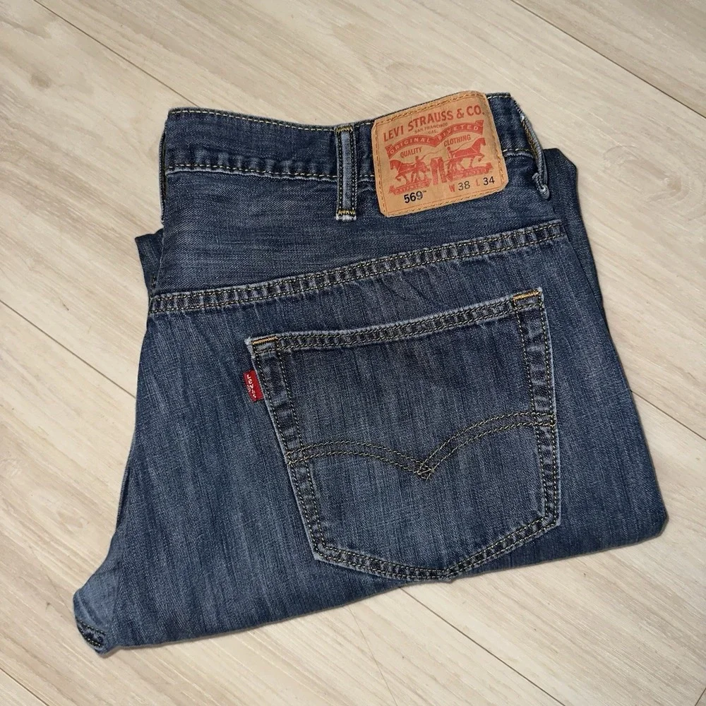 Levi's 569 Jeans Men's 38x31 Blue Loose Straight Fit Baggy Wide‎ Leg Dark Denim